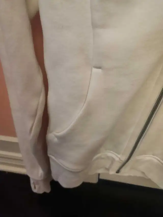 Lulu Hoodie  ( Ladies ) 8 in Women's - Tops & Outerwear in Ottawa - Image 4