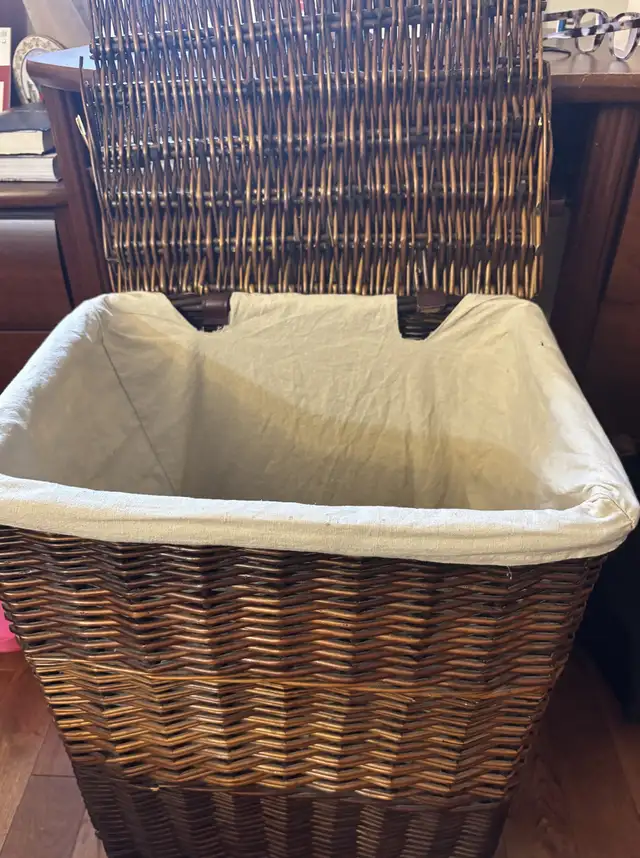 laundry basket64519992996609120