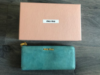 Miu miu wallet 