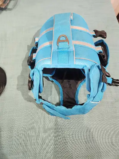 dog life jacket , View more