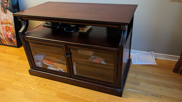 Bombay Carlisle Entertainment Center - TV Stand in TV Tables & Entertainment Units in Ottawa - Image 4