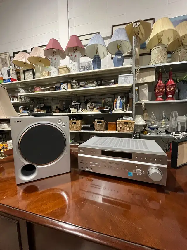 Sony Audio System in Stereo Systems & Home Theatre in Calgary - Image 2