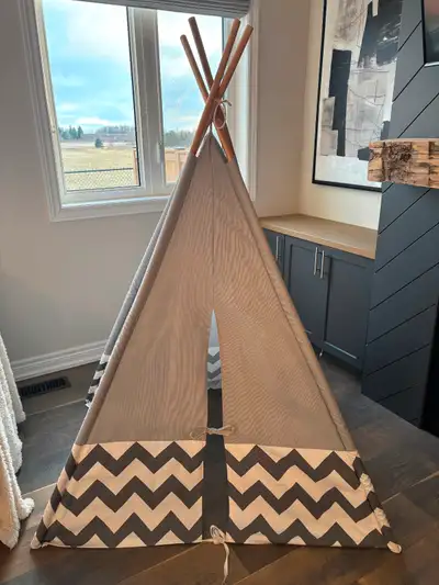 NEW Kids Play Tee Pee - Perfect Condition, View more