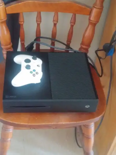 XBOX ONE AVEC MANETTE, View more