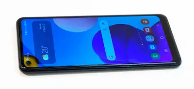 Samsung Galaxy A21 in pristine condition. The phone is unlocked and can be used on any network provi...