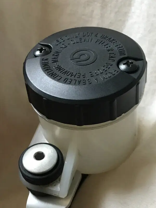 Ducati Performance Rizoma Brake Clutch fluid Reservoir Tanks DP in Other in Barrie - Image 7