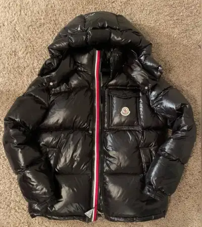 Size M Taille M