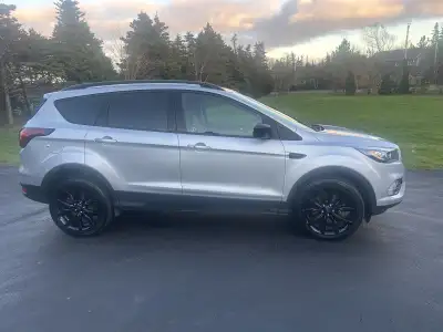 2019 Ford Escape AWD SE SPORT 1.5 Ecoboost, -Excellent condition, everything works as it should,very...