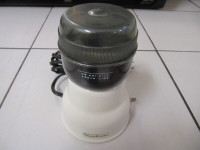 Moulinex Model MC1B Coffee Grinder XCond Made In France 1960-70s