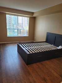 Toronto 2 bedroom condo for $550000