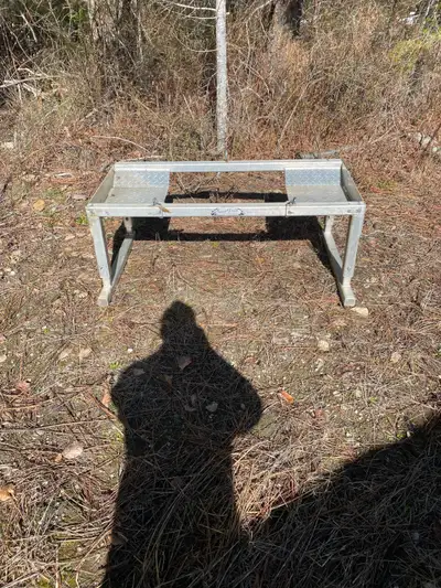 Great Condition Cross Trax ATV-quad riser for back of truck to enable closing of tailgate when trans...