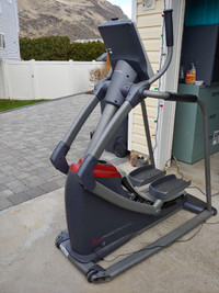 Freemotion elliptical machine