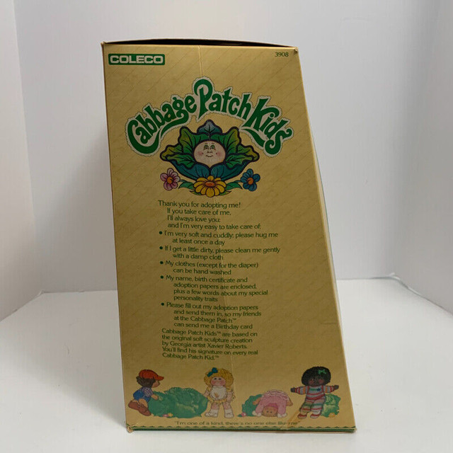 Vintage cabbage patch kids doll with box brown hair in Toys & Games in St. Catharines - Image 4