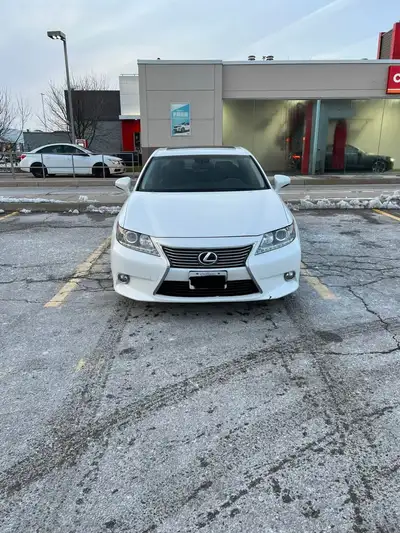 I’m selling my Lexus ES300h, a car that has been meticulously cared for throughout its life. Regular...