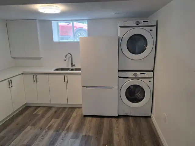 2 bedroom, 1 bath rent in Peterborough in Long Term Rentals in Peterborough - Image 4