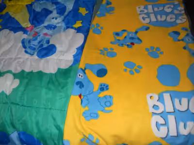Blues Clues toddler sleeping bag and fleece blanket perfect for sleepovers!