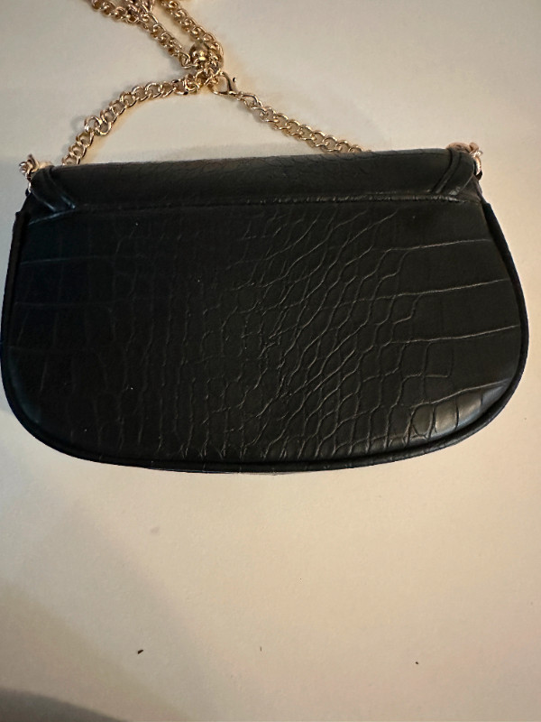 Black Faux Crocodile Shoulder Bag with Gold Chain Strap in Women's - Bags & Wallets in Barrie - Image 2