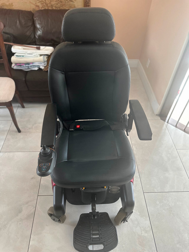 Electric Wheelchair (Shoprider Navigator) dans Santé et besoins spéciaux  à Laval/Rive Nord - Image 3