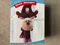 BRAND NEW - PLUSH CHRISTMAS REINDEER DOOR HANGER