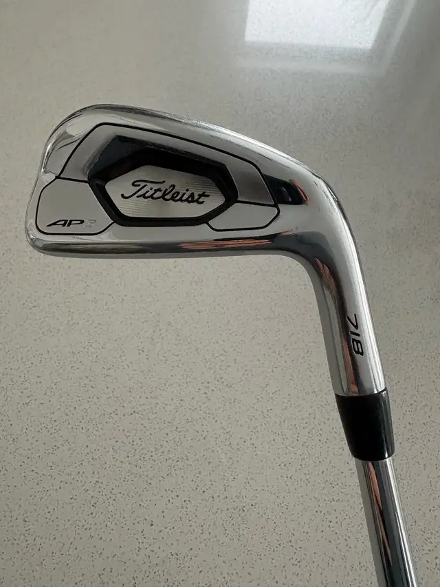 Titleist 718 AP3 Iron Set - Golf clubs in Golf in St. Catharines - Image 3