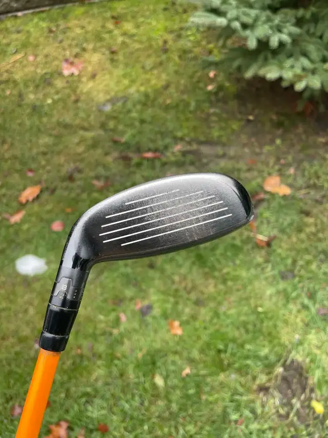 Titleist H1 Hybrid in Golf in Ottawa - Image 3