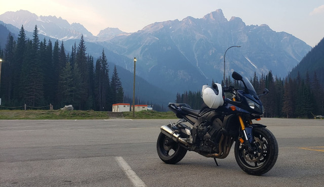 2007 Yamaha FZ1 in Sport Touring in Saskatoon - Image 2