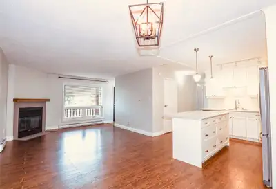 North Kildonan condo for rent. Great location! Close to grocery, transit, and river walking trails....