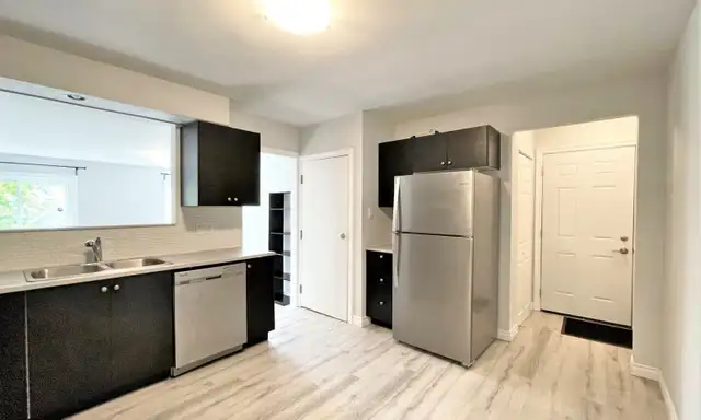 REDUCED Renovated & Furnished Student Rental – Near CC, UW & WLU in Room Rentals & Roommates in Kitchener / Waterloo - Image 7