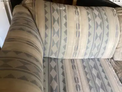 causeuse en tissus 125$, View more