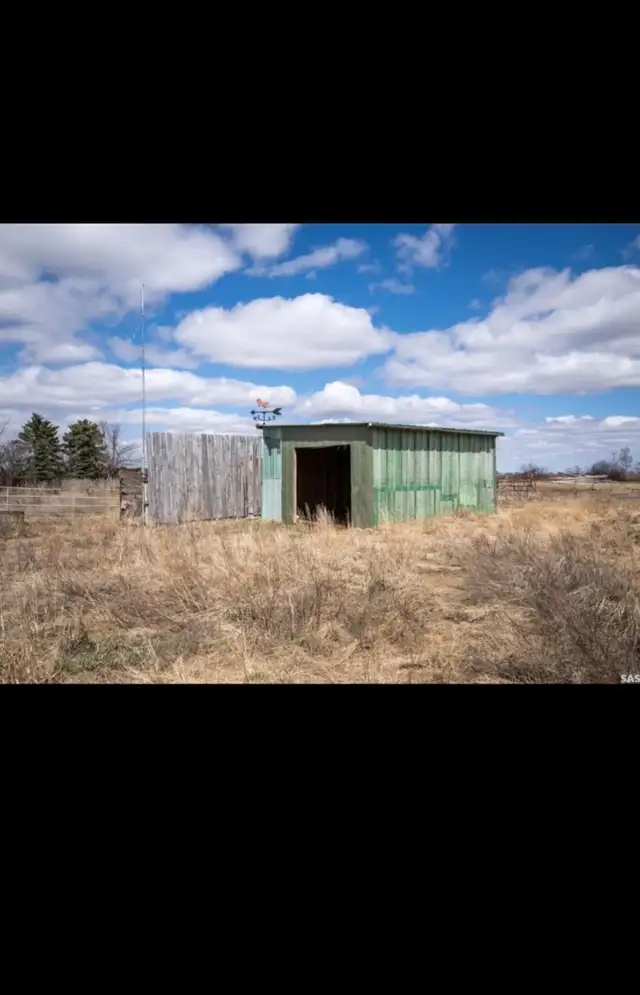 HOME QUARTER WITH YARDNEUDORF, SK AREARM of mClEOD in Land for Sale in Regina - Image 5