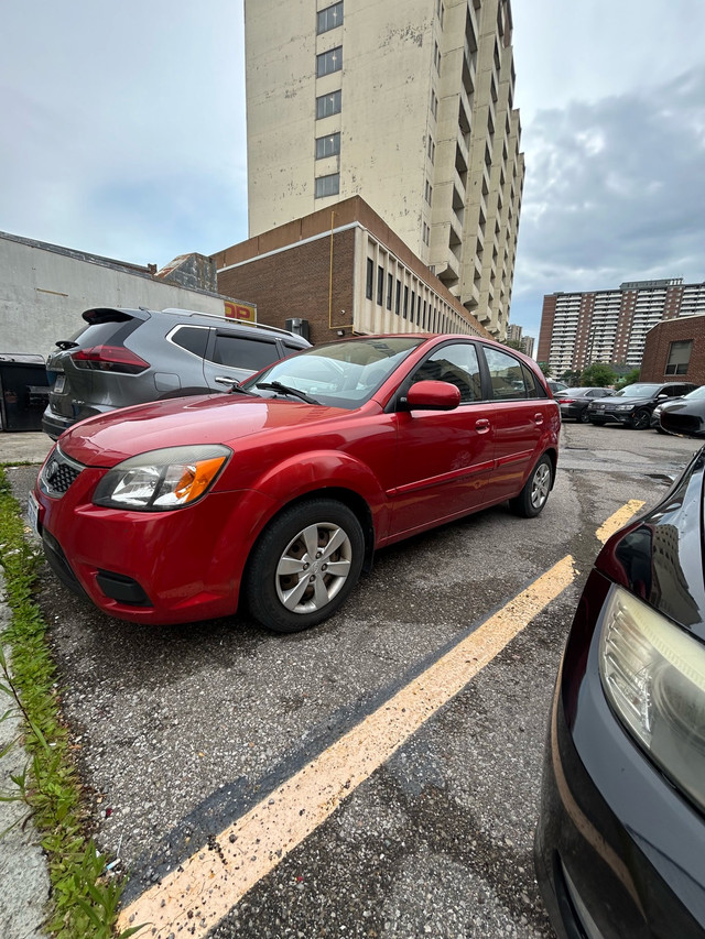 Selling 2010 Kia Rio 5 Hatchback in Cars & Trucks in Mississauga / Peel Region - Image 3