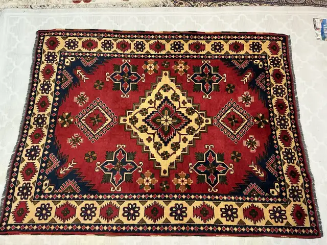 Handmade bakhtyar rug in Rugs, Carpets & Runners in Markham / York Region - Image 2