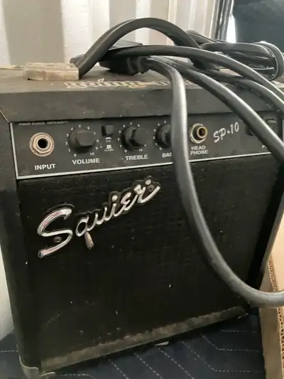 Squier SP10 1x6" 10w Guitar Combo Amp 2010s - Black, View more
