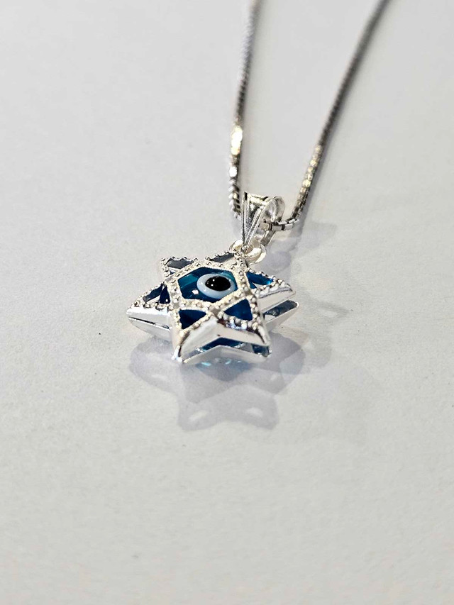 Evil Eye Pendant w/ Sterling Silver Box Chain in Jewellery & Watches in Edmonton - Image 2
