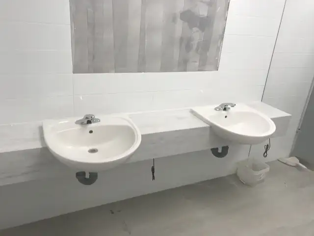 Plumbing Services 64374280070530123