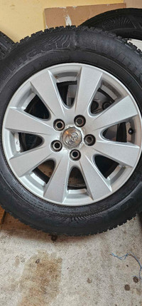 Toyota Alloy Rims with Winter Tires5x114.3  225/60/R16