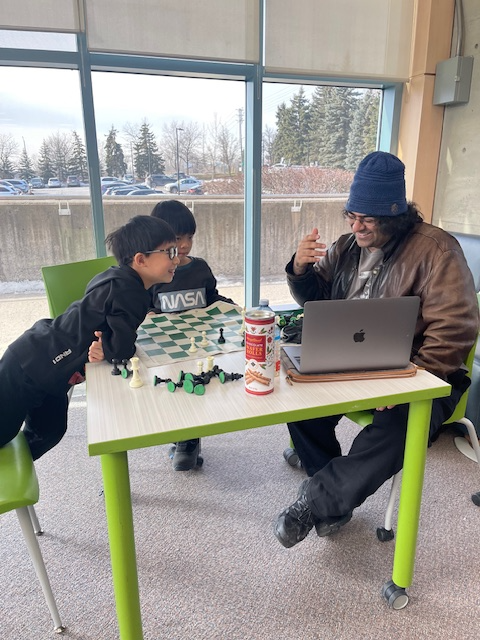 Experienced Chess Master/Teacher462792042574653440
