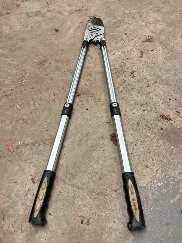 Trail Blazer - Ratcheting loppers in Outdoor Tools & Storage in Barrie - Image 2