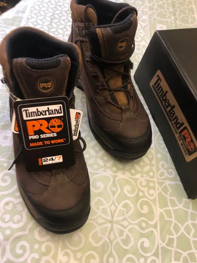 Timberland PRO Series WorkBoots in Men's Shoes in Mississauga / Peel Region - Image 2