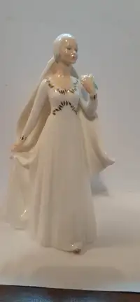 Royal Doulton Figurine Bride HN 2873