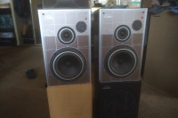 JAMO tt 1000 Speakers for parts or repair