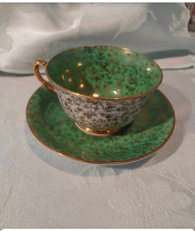 Extremely Rare  Phoenix  Bone  China Teacup & Saucer  in Arts & Collectibles in St. Albert - Image 2