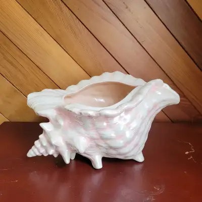 Vintage seashell planter, View more