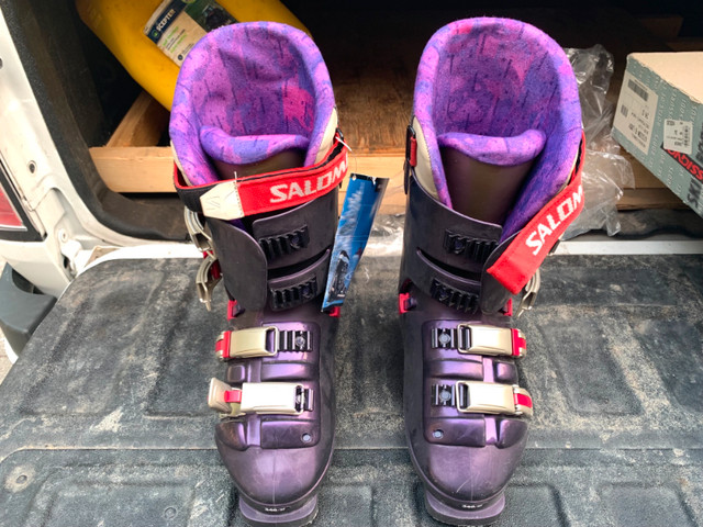 Vision 6 lady black villa ski boots in Ski in Mississauga / Peel Region