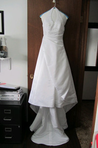 Size 3 Petite Wedding Dress