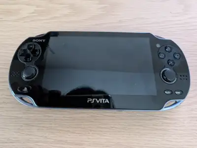 has a scratch on the screen (vertical). Meetup or pickup in Vaughan preferred. No memory card. Comes...