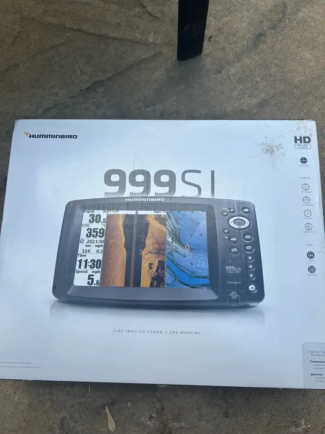 Humminbird fish finder in General Electronics in Hamilton - Image 9