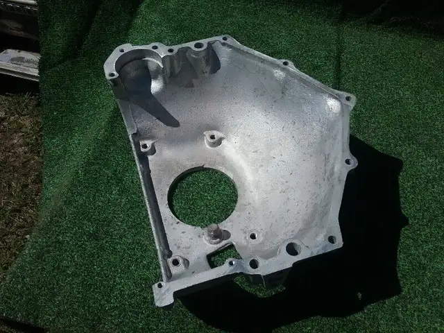 1960 Corvette bellhousing in Transmission & Drivetrain in Cranbrook - Image 6