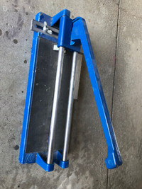 Tile Cutter and Level / Try Square