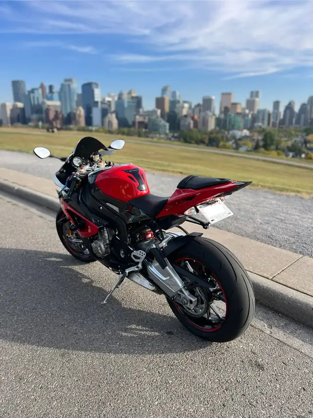 BMW S1000RR in Sport Bikes in Calgary - Image 4